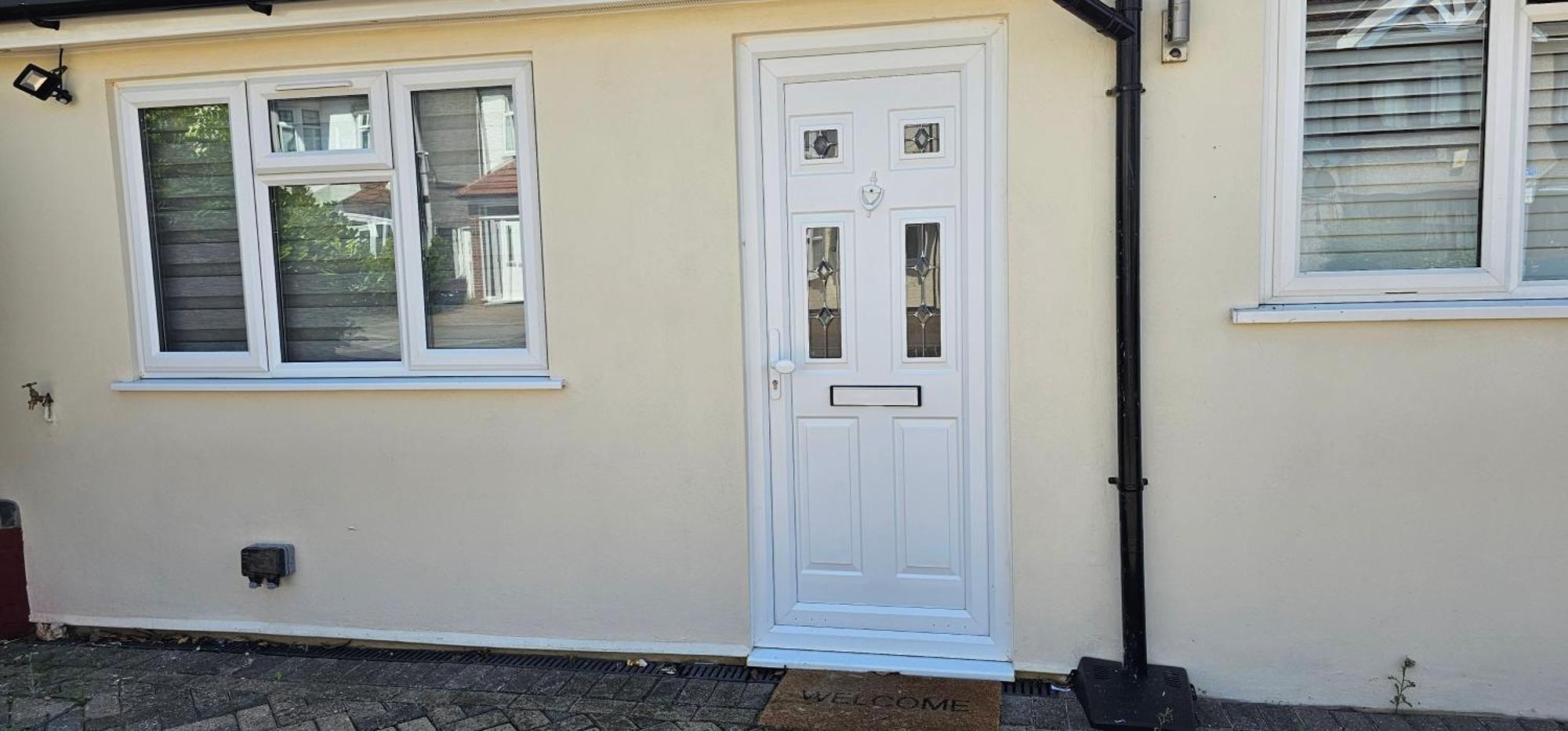 Cozy Studio Near To Tube Station Redbridge Exteriör bild